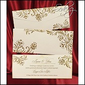 Levné svatební oznámení s florálními ornamenty a s potištěnou obálkou